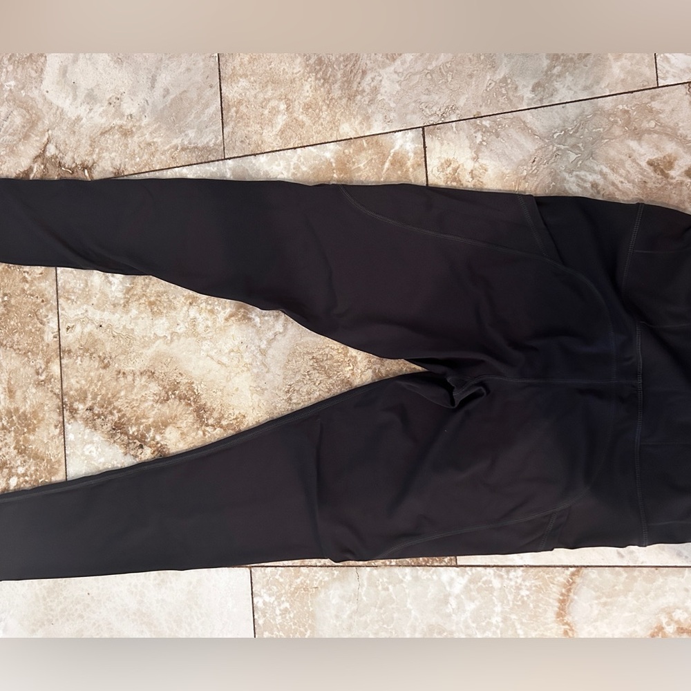 Lulu lemon leggings - Picture 6 of 7